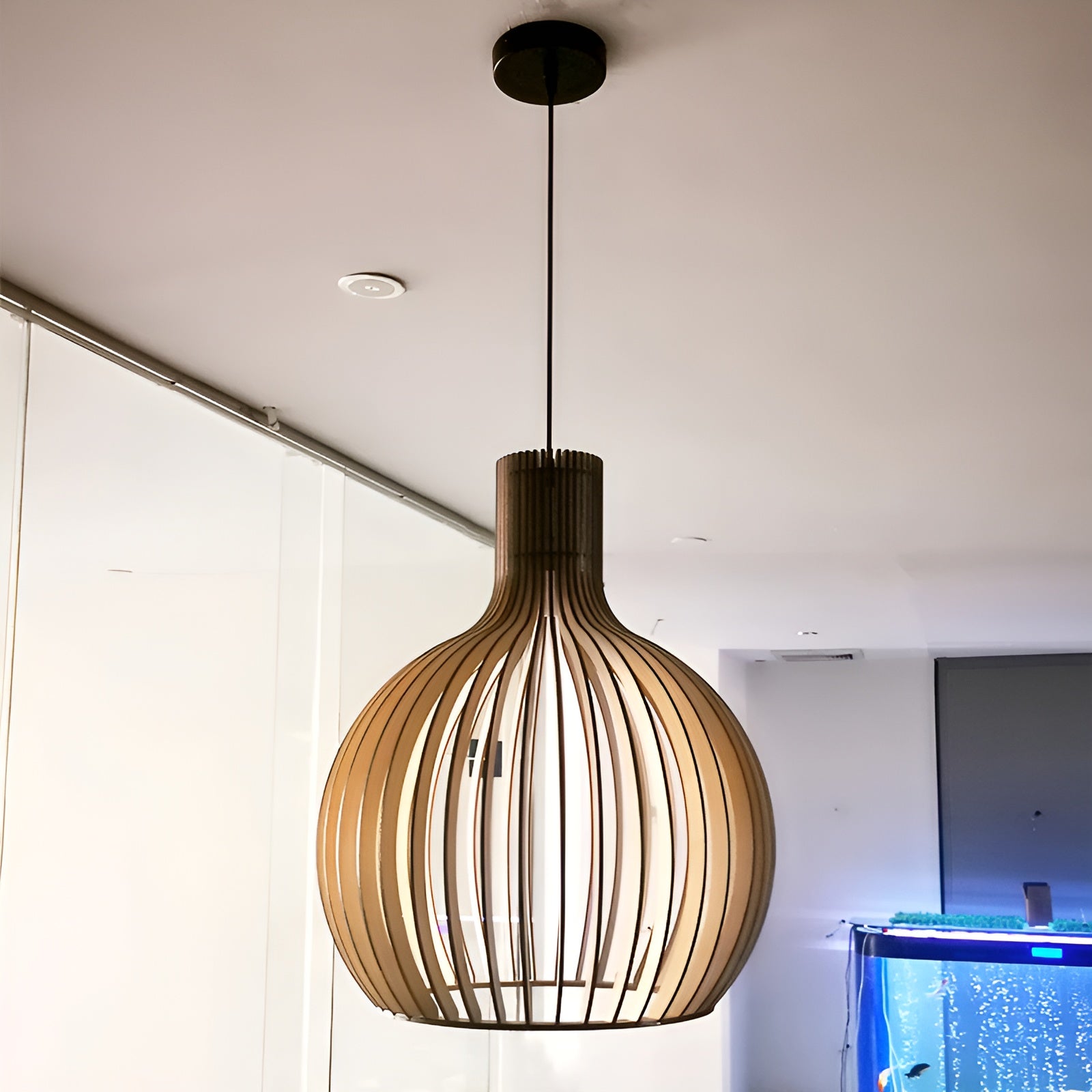 Vintage Wooden Cage Pendant Light – Rustic Industrial Ceiling Lighting