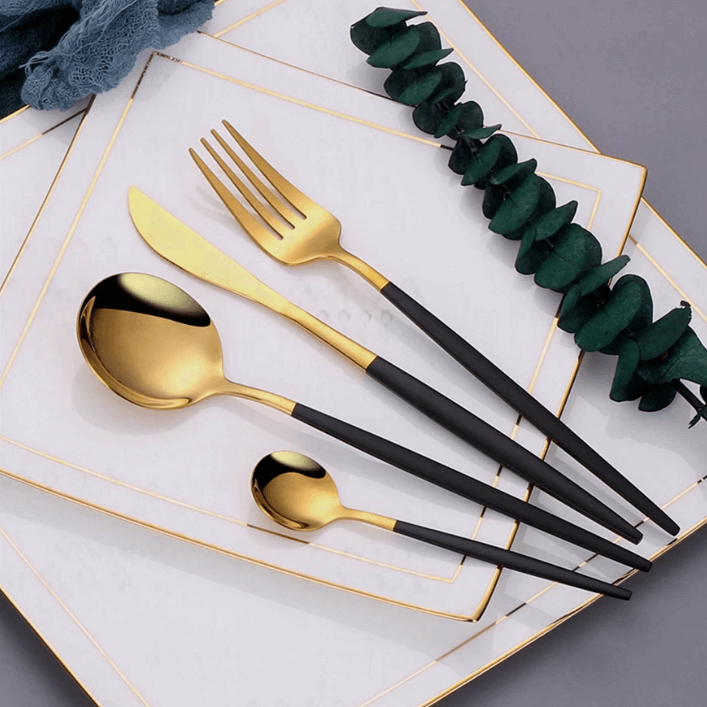 Matte Black and Gold Stainless Steel Cutlery Set – Modern 24-Piece Design