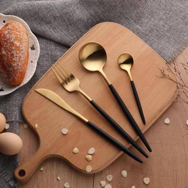Matte Black and Gold Stainless Steel Cutlery Set – Modern 24-Piece Design